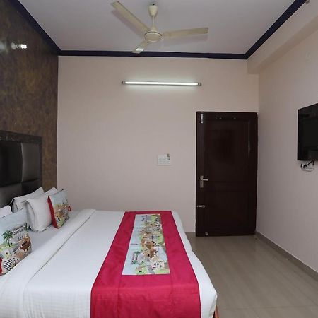 Hotel Deepak Jaipur Luaran gambar