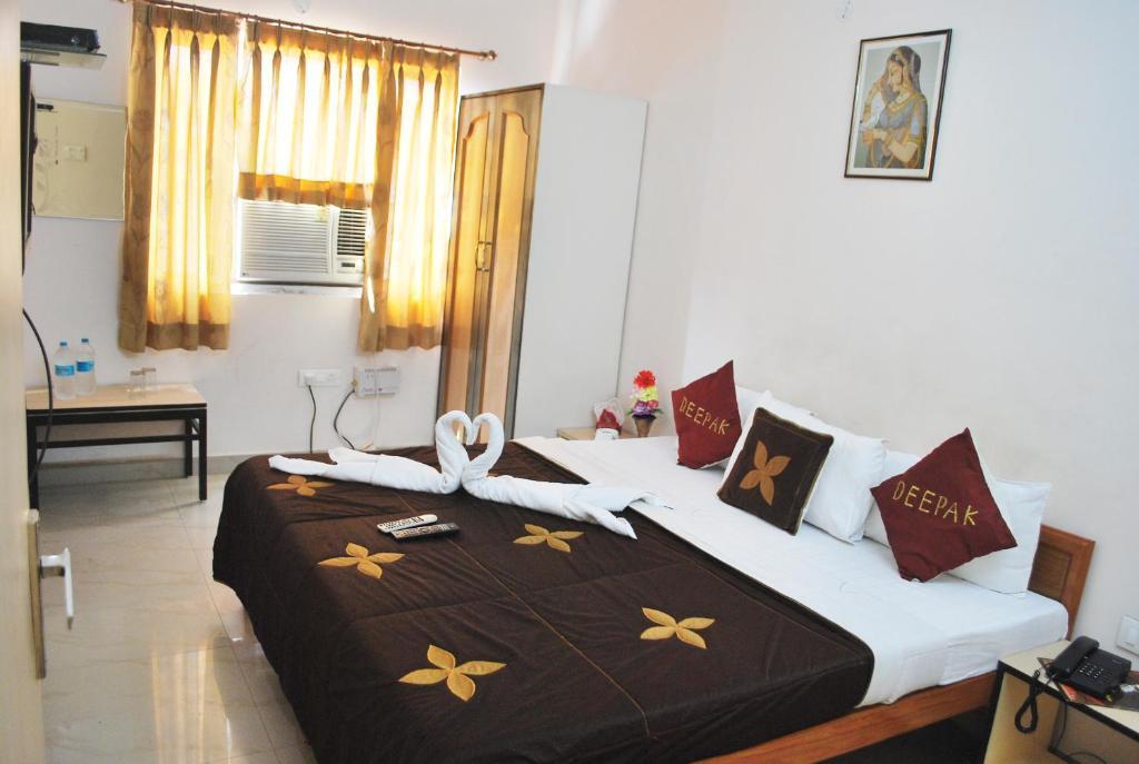 Hotel Deepak Jaipur Luaran gambar