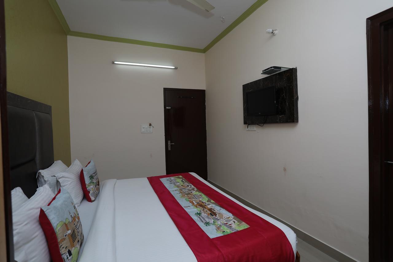 Hotel Deepak Jaipur Luaran gambar